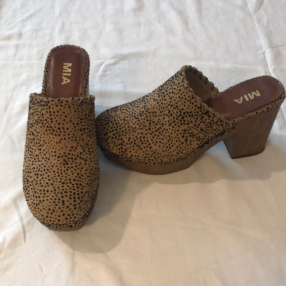 Platform Clogs